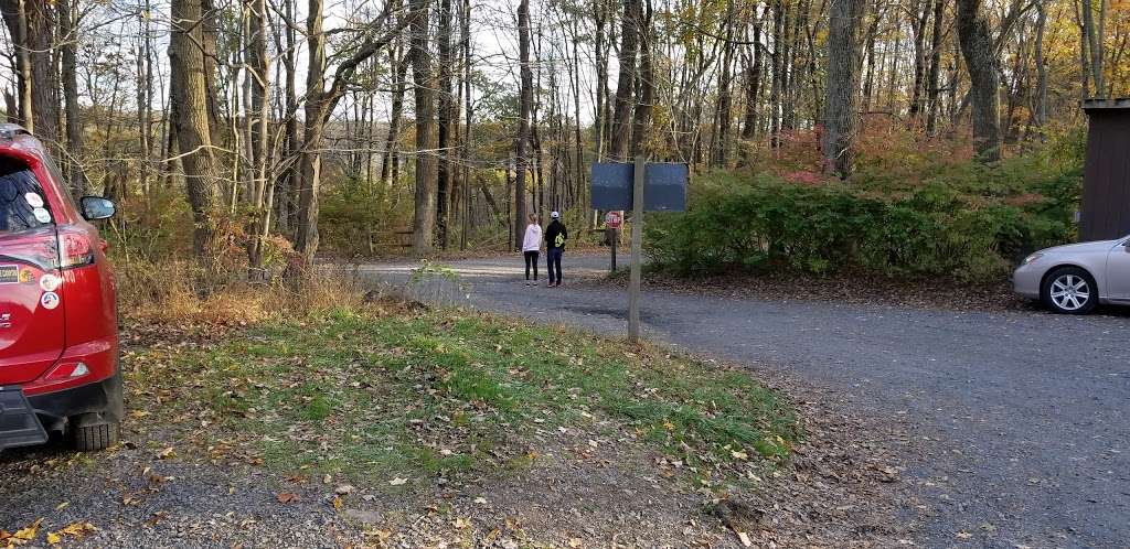 Ralph Stover/High Rocks Vista Parking Area | Pipersville, PA 18947, USA