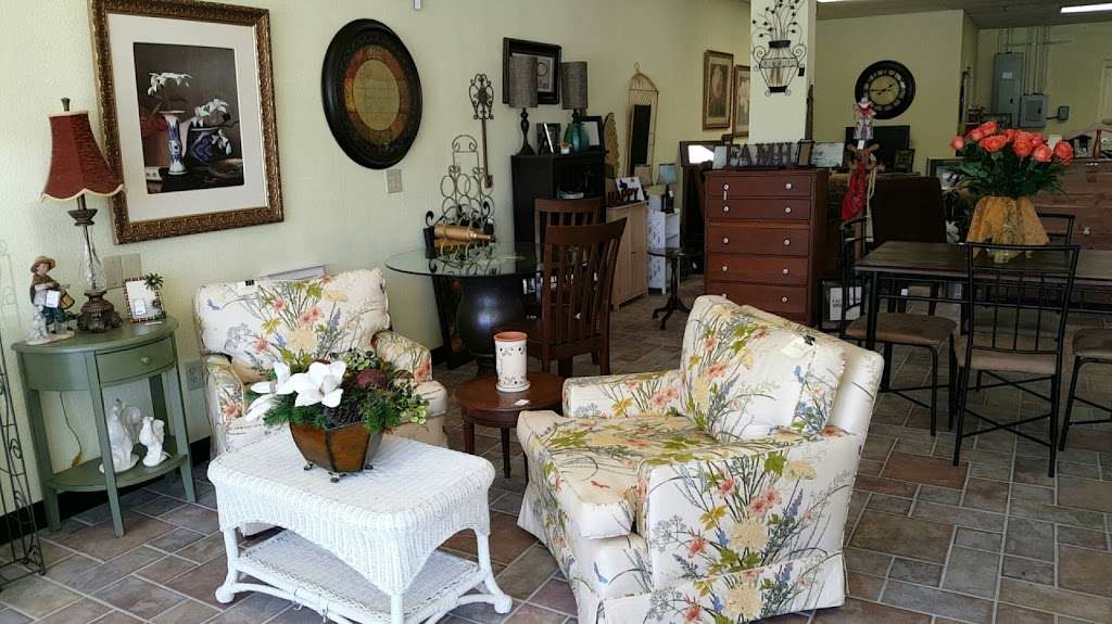 Barbaras Resale Shop LLC | 511 N Frazier St, Conroe, TX 77301, USA | Phone: (936) 494-1060