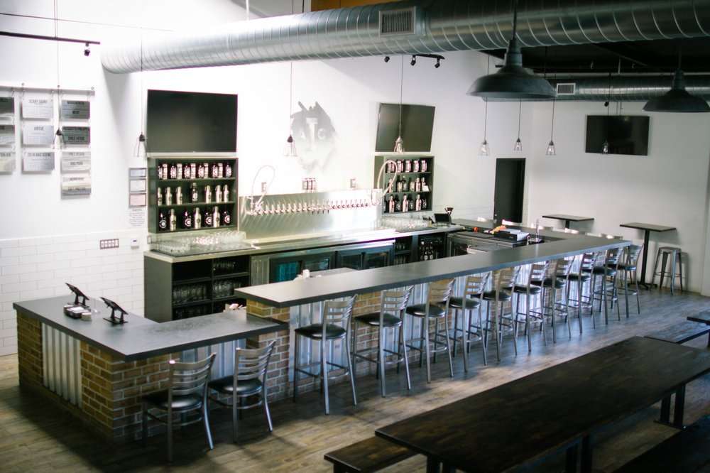 Institution Ale Co. | 3841 Mission Oaks Blvd, Camarillo, CA 93012 | Phone: (805) 482-3777