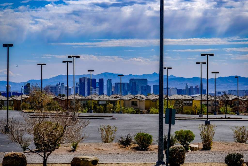 Desert breeze dog park | Las Vegas, NV 89147