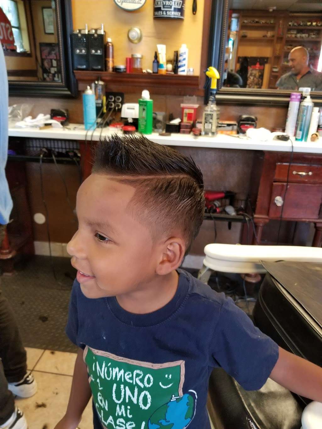 Elliots Barber Shop | 162 E Main St, Tuckerton, NJ 08087, USA | Phone: (732) 551-9842