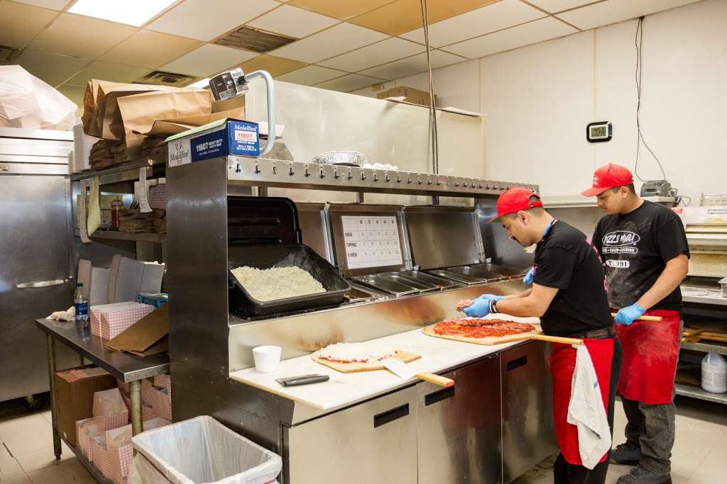 Pizza Mia! New Lenox | 830 W Laraway Rd, New Lenox, IL 60451 | Phone: (815) 463-8300