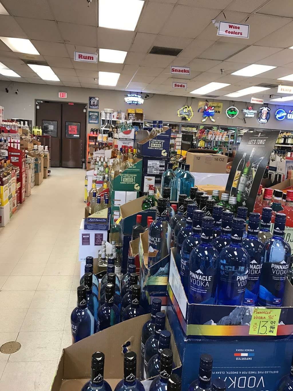 Williamstown Discount Liquors | 118 S Black Horse Pike, Williamstown, NJ 08094, USA | Phone: (856) 875-0454