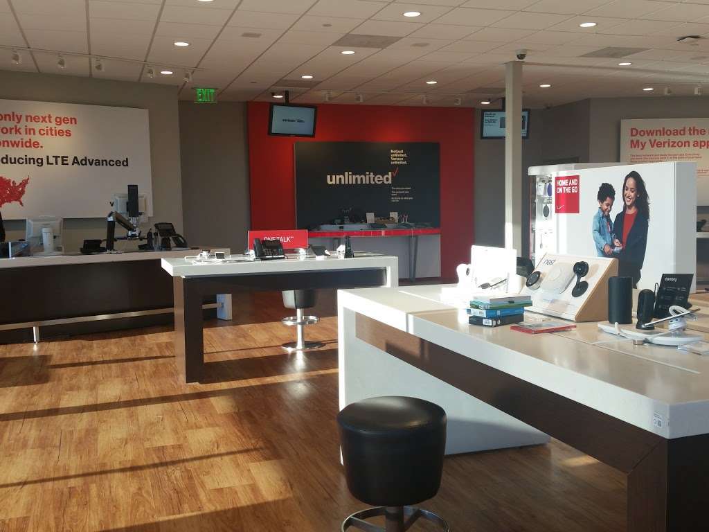 Verizon | 258 Daniel Webster Hwy, Nashua, NH 03060, USA | Phone: (603) 888-2000