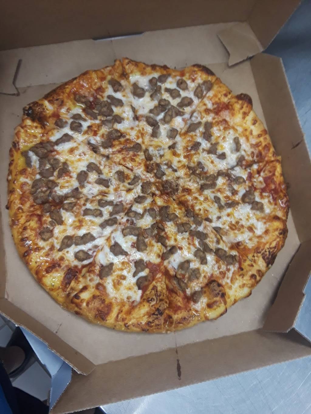 Dominos Pizza | 2303 Highway 36 South, Ste A, Sealy, TX 77474, USA | Phone: (979) 885-0100