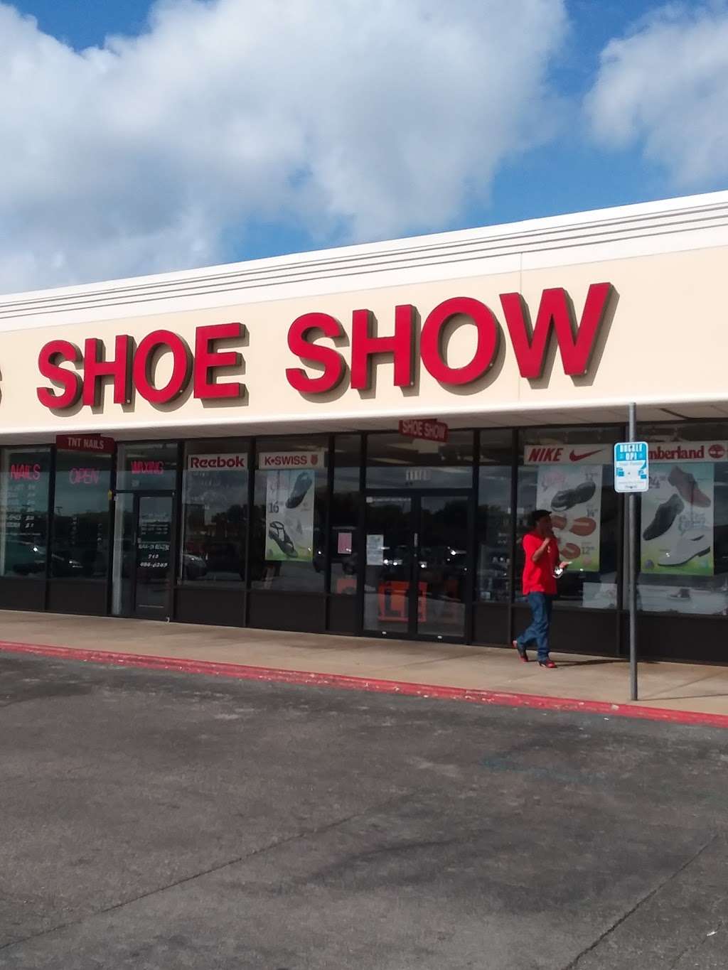 Shoe Show | 11188 Fondren Rd, Houston, TX 77096, USA | Phone: (713) 773-2428