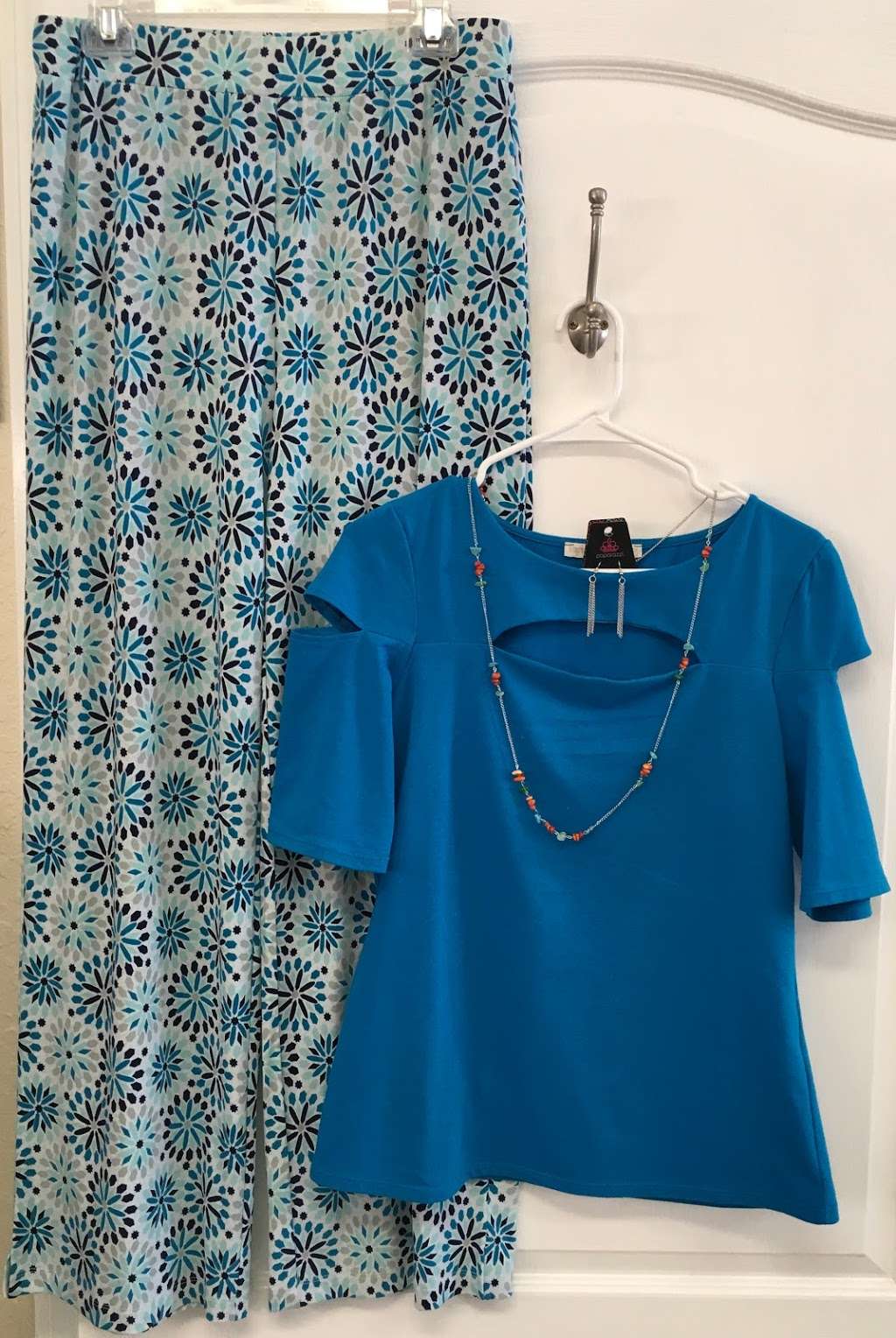 Just Stunning Consignment Boutique | 6935 S Carter Rd Suite 6/7, Lakeland, FL 33813, USA | Phone: (863) 583-4112