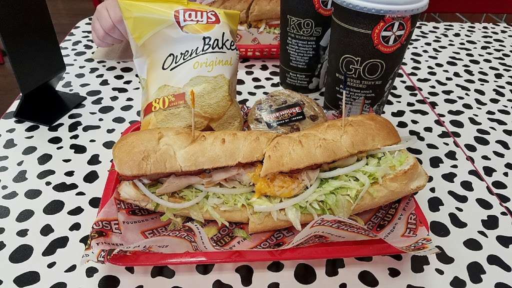 Firehouse Subs | 310 Town Center Dr, West Manchester Township, PA 17408, USA | Phone: (717) 764-3473