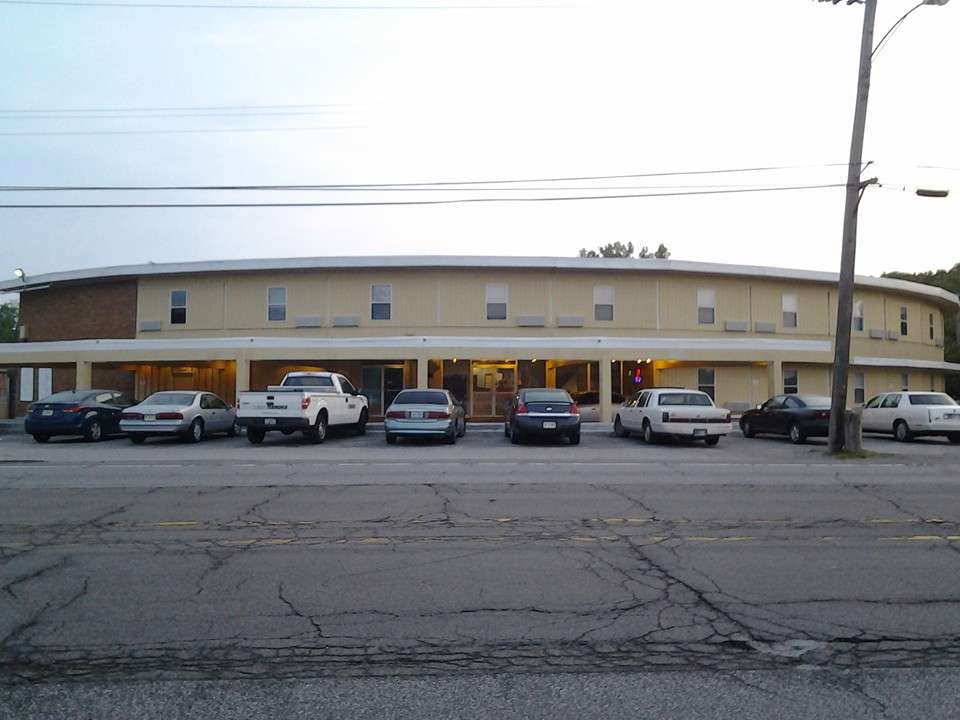 Mosley Motel | 6200 Melton Rd, Gary, IN 46403, USA | Phone: (219) 939-7699