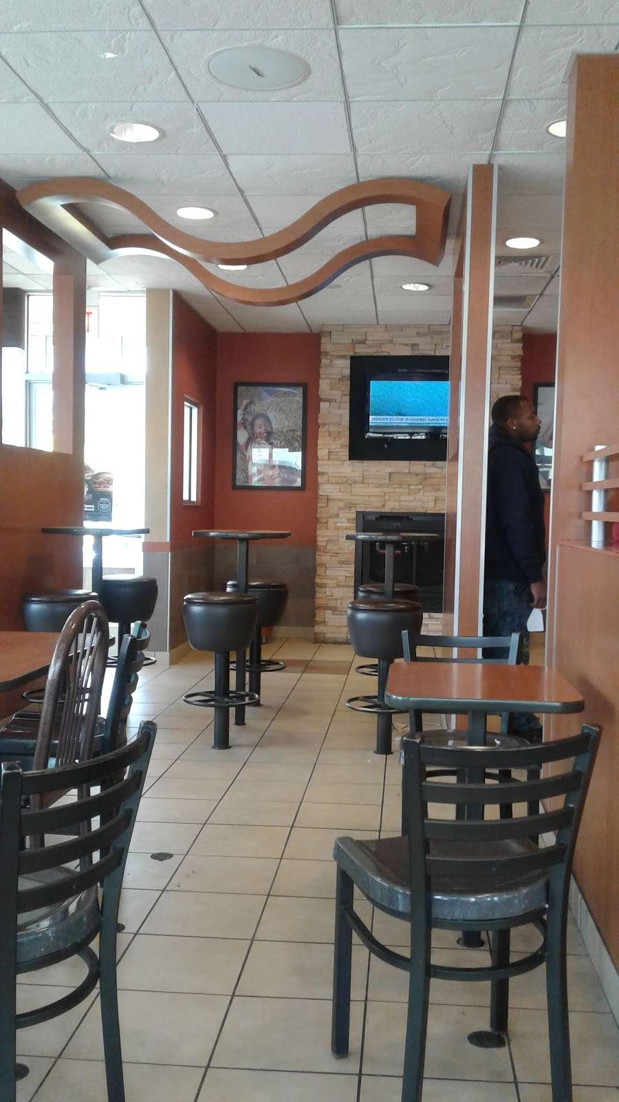 McDonalds | 11421 S Halsted St, Chicago, IL 60628, USA | Phone: (773) 568-4663