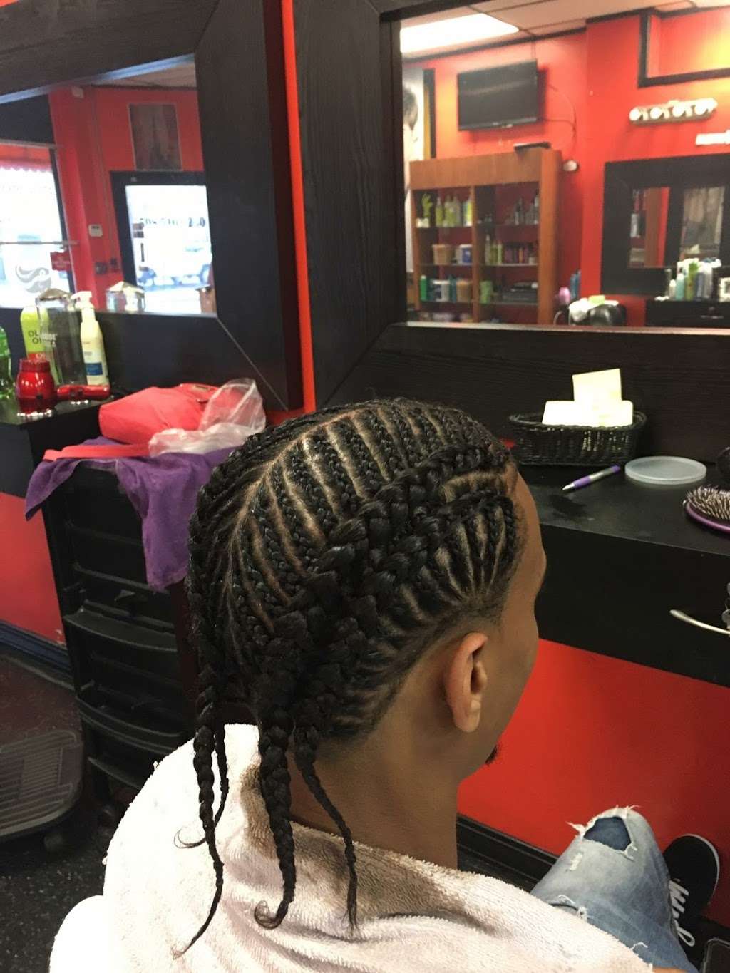 Olindas Hair Salon | 773 Main St, Brockton, MA 02301, USA | Phone: (508) 427-5455