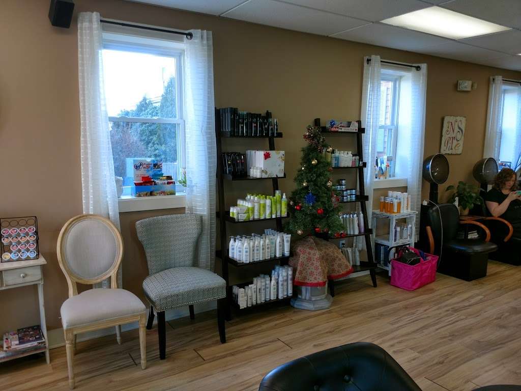 Salon Amour | 238 Center St, Middleborough, MA 02346, USA | Phone: (508) 946-5460