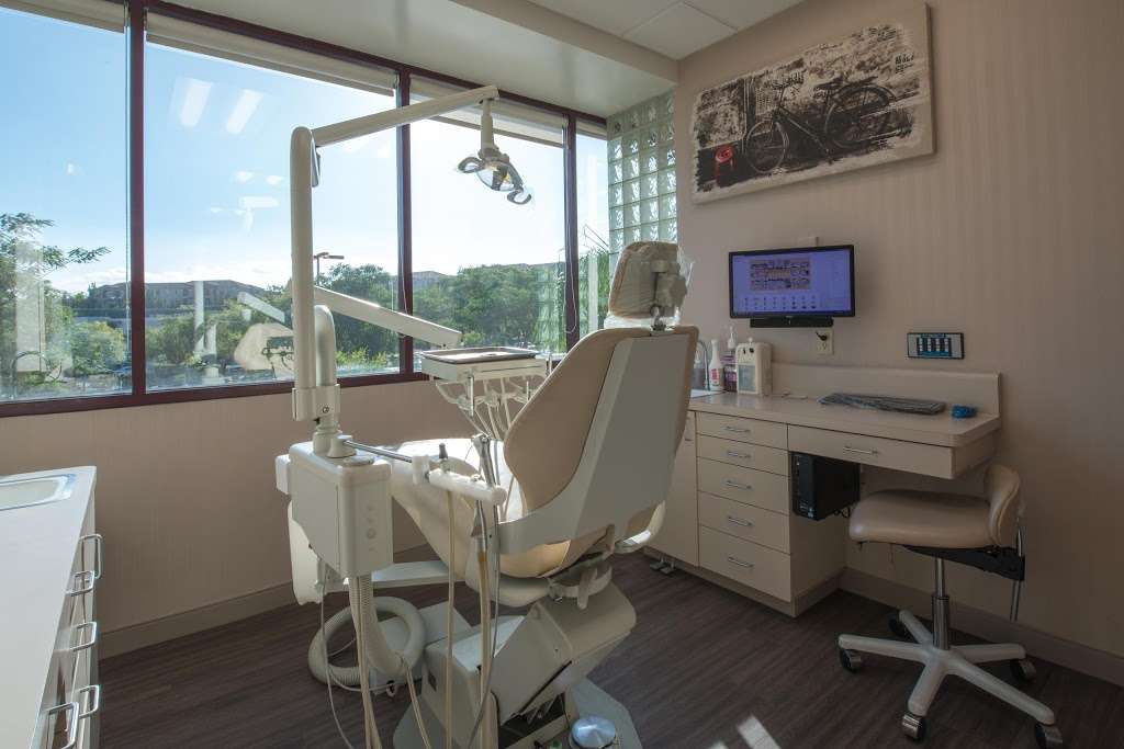 Jeff M Prais DDS | 39755 Murrieta Hot Springs Rd Suite #B110, Murrieta, CA 92563, USA | Phone: (951) 677-4188