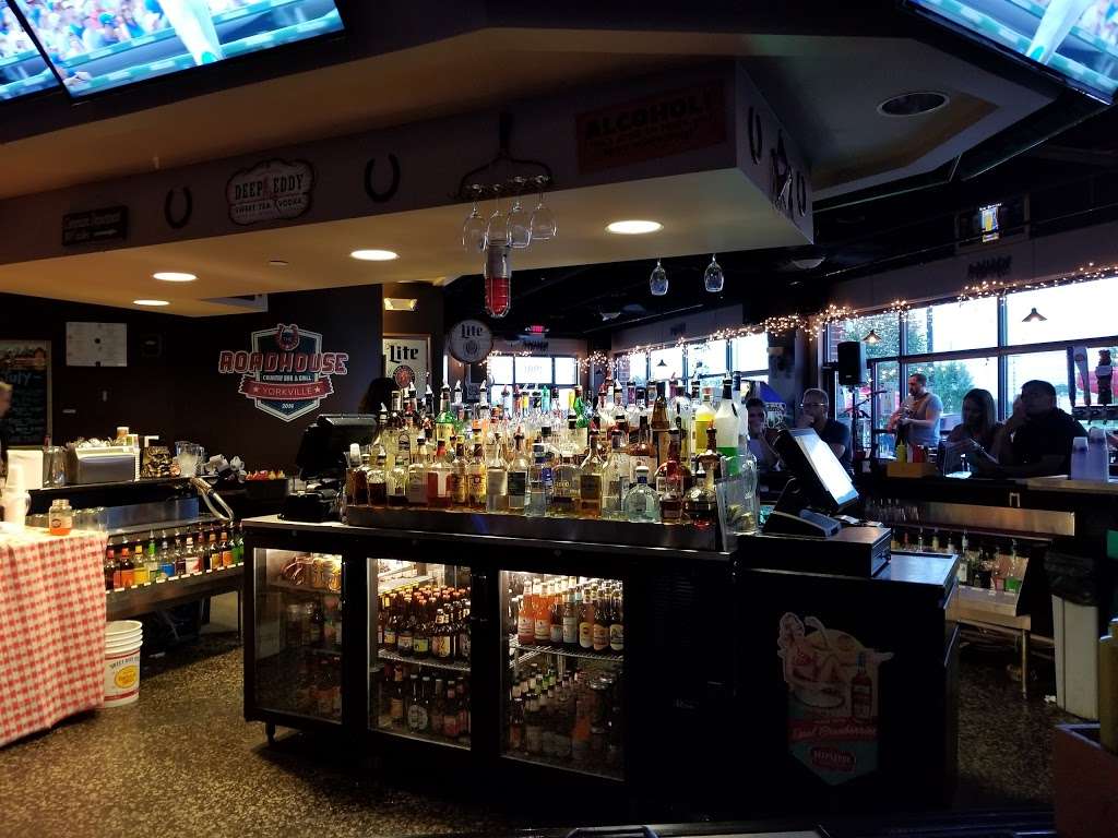 Roadhouse Country Bar & Grill | 1901 S Bridge St, Yorkville, IL 60560, USA | Phone: (630) 385-2571