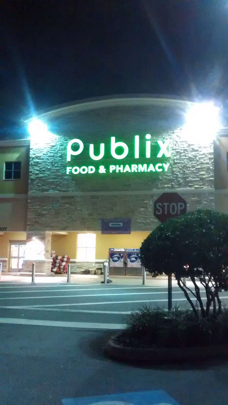 Publix Super Market at Stoneybrook Hills Village | 6551 N Orange Blossom Trail #155, Mt Dora, FL 32757 | Phone: (352) 383-0740