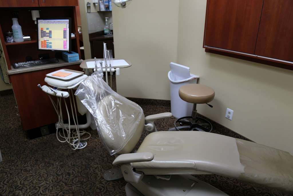 Village Dental Center Building | 4200 N Lakewood Blvd, Long Beach, CA 90808 | Phone: (562) 420-1701