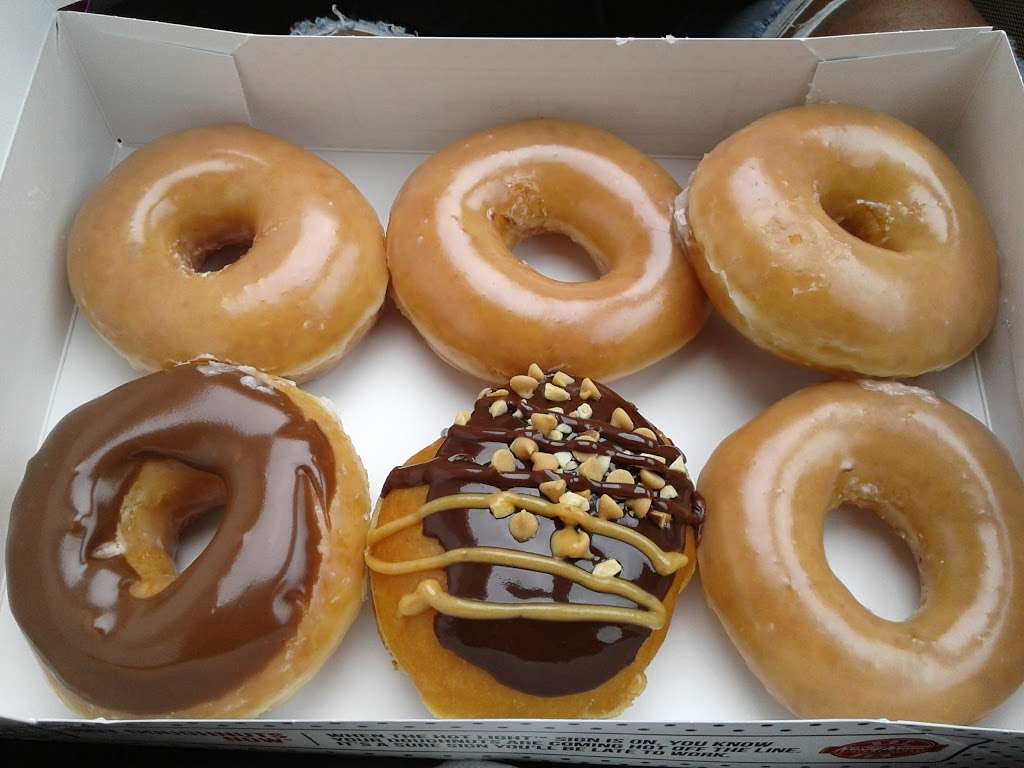 Krispy Kreme Doughnuts | 17815 Halsted St, Homewood, IL 60430, USA | Phone: (708) 991-2629