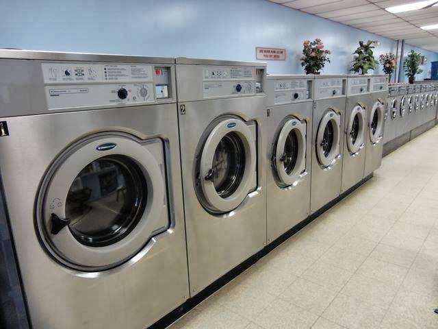 Sunshine Laundromat | 5655 N Tryon St, Charlotte, NC 28213 | Phone: (704) 526-8207