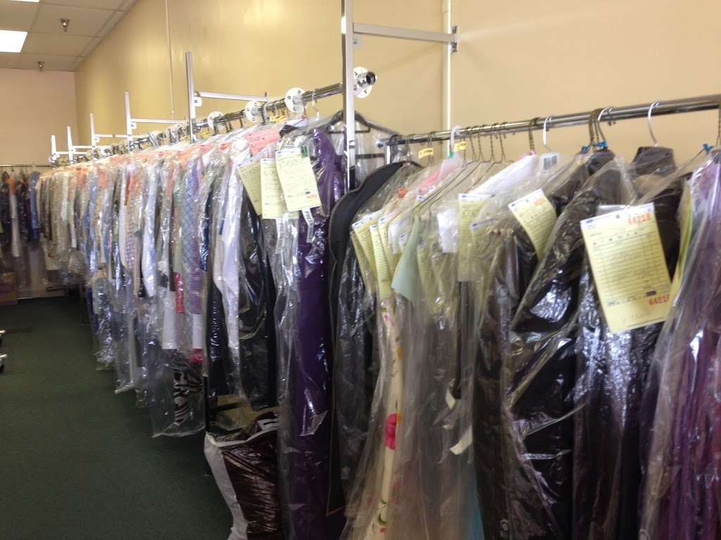 Ann's alterations and Dryclean - 1807 Cherry Rd #171, Rock Hill, SC