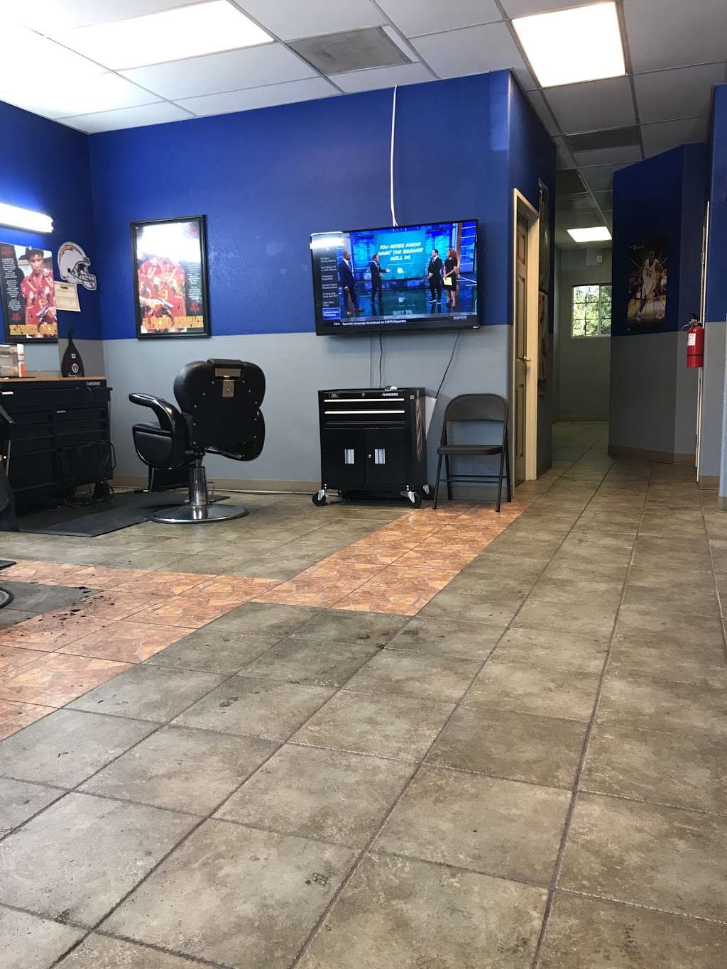 Fade Kings Barber Shop | 1892 W El Norte Pkwy, Escondido, CA 92026, USA