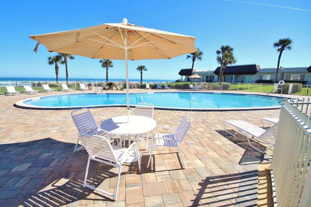 Chateau By the Sea | 3663 S Atlantic Ave, New Smyrna Beach, FL 32169, USA | Phone: (800) 448-1034