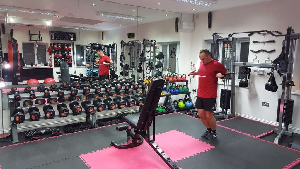 Personal Trainer in Kent | 256 Singlewell Rd, Gravesend DA11 7RE, UK | Phone: 07824 345637