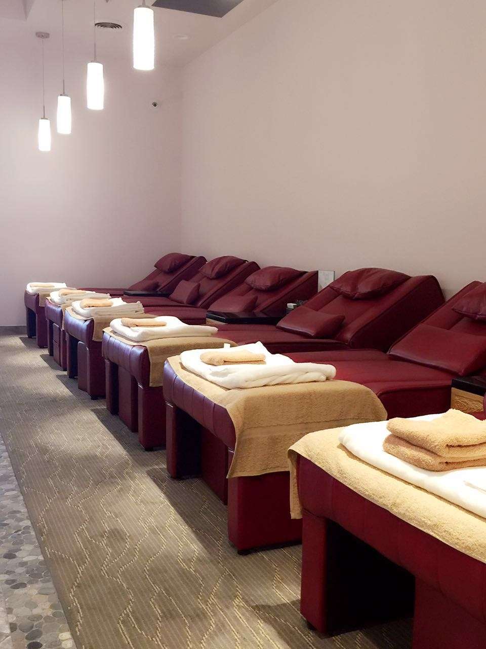 Palm Beach Nails & Foot Spa | 1900 Okeechobee Blvd, West Palm Beach, FL 33409, USA | Phone: (561) 331-3009