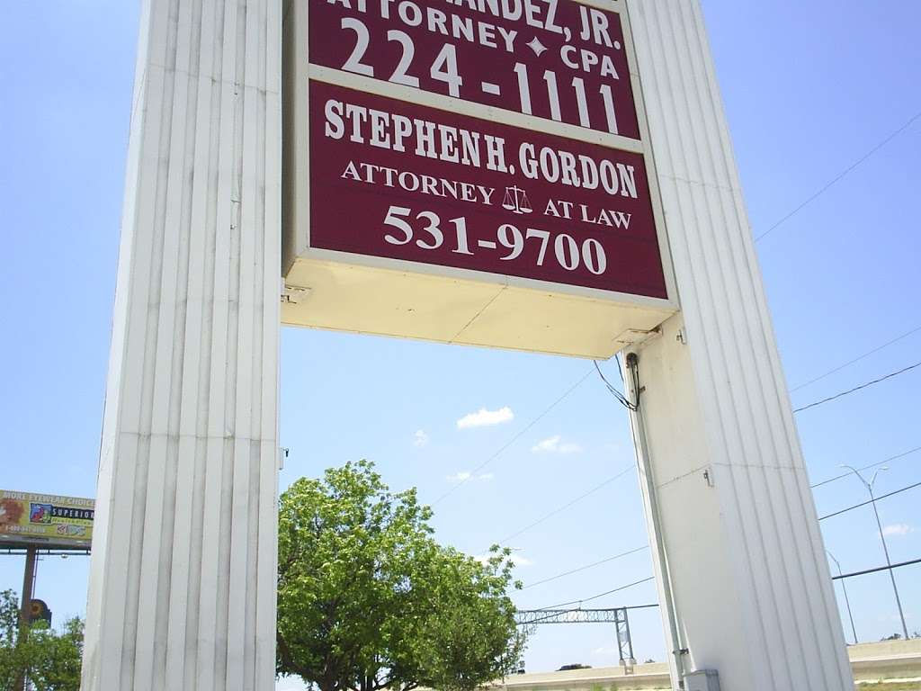 Gordon Stephen H | 5820 I-10, San Antonio, TX 78201, USA | Phone: (210) 531-9700