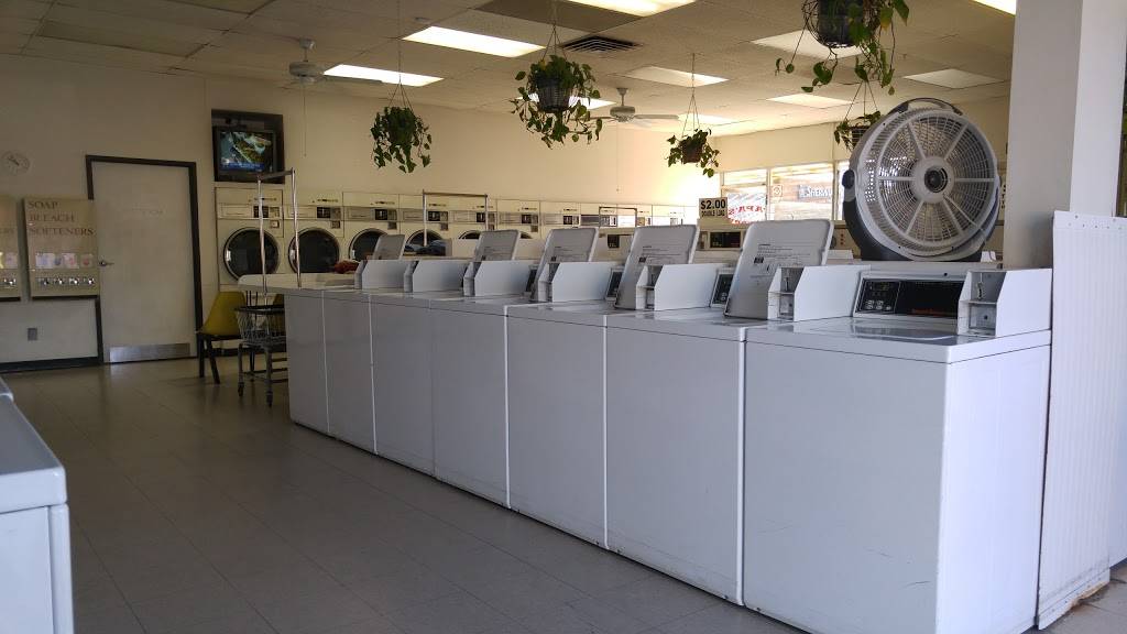 Papas Laundry | 19401 N Cave Creek Rd, Phoenix, AZ 85024, United States | Phone: (602) 569-0692