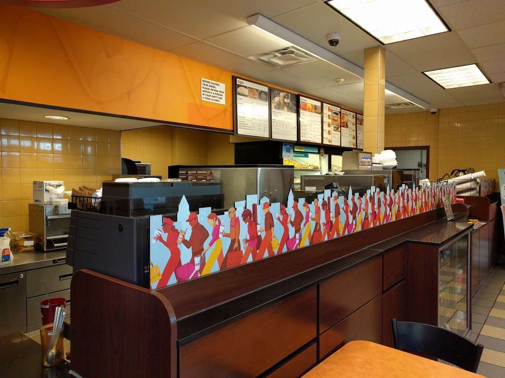 Dunkin | 68 Boston St, Salem, MA 01970, USA | Phone: (978) 741-8658