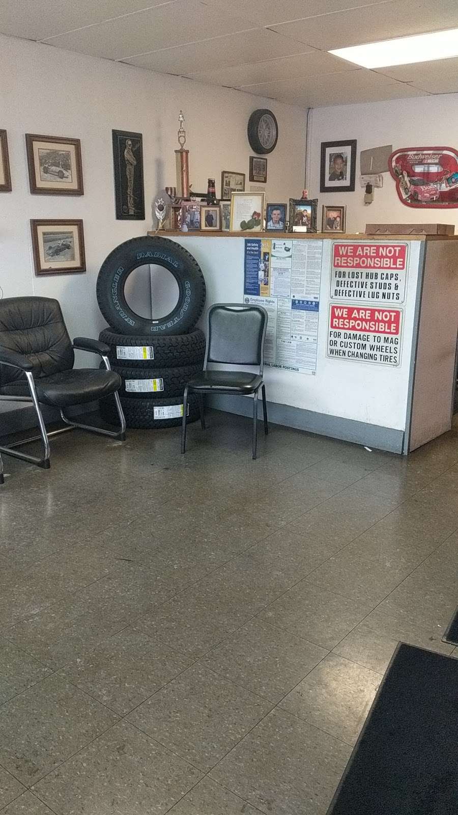 Petermans Tire Center | 2633 Shelby St, Indianapolis, IN 46203, USA | Phone: (317) 784-2188