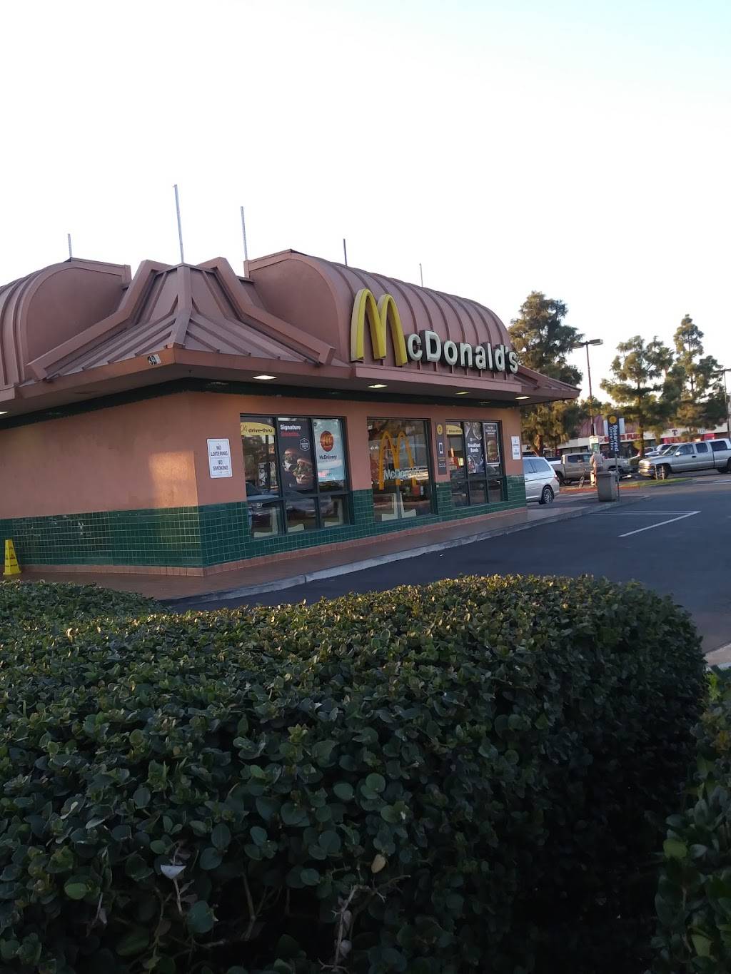 McDonalds | 301 E First St, Santa Ana, CA 92701, USA | Phone: (714) 972-3140