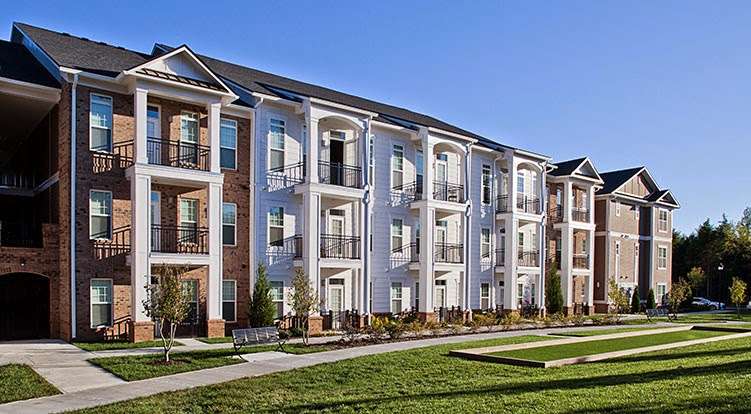 Whitehall Parc Apartment Homes | 8024 Whitehall Executive Center Dr, Charlotte, NC 28273, USA | Phone: (704) 504-3611