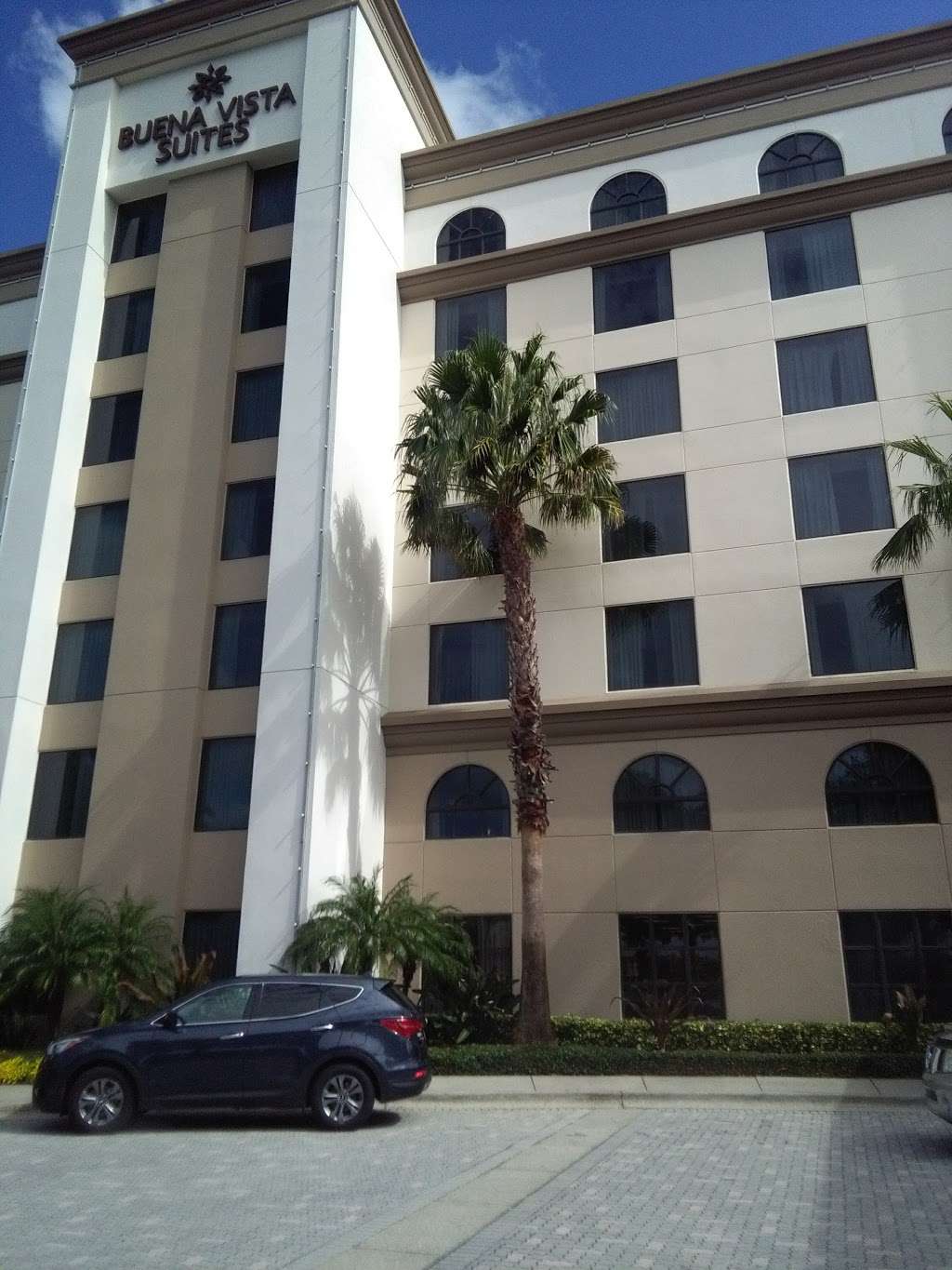 Buena Vista Suites | 8203 World Center Dr, Orlando, FL 32821, USA | Phone: (407) 239-8588