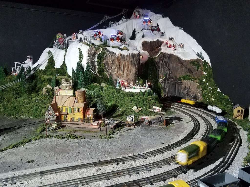 Merchants Square Model Train Exhibit | 1901 South 12th Street, 2nd Floor, Allentown, PA 18103 | Phone: (610) 797-7743