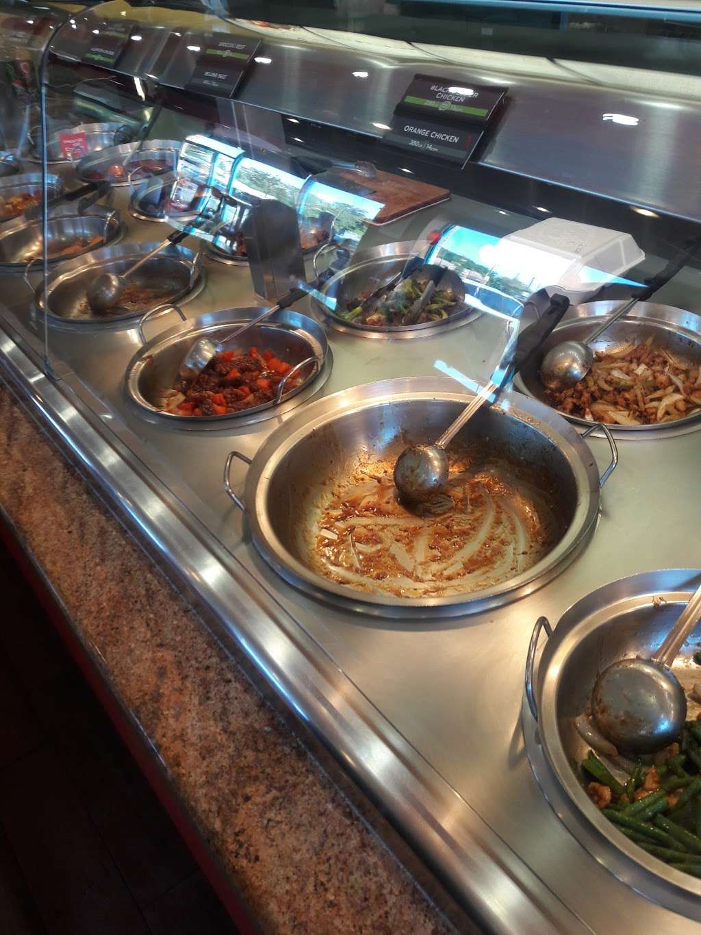 Panda Express | 1730 W Fullerton Ave, Chicago, IL 60614, USA | Phone: (773) 935-6128