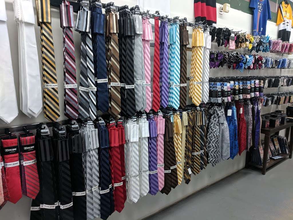 SuitMart - North Freeway | 11120 North Fwy, Houston, TX 77037, USA | Phone: (281) 931-3684