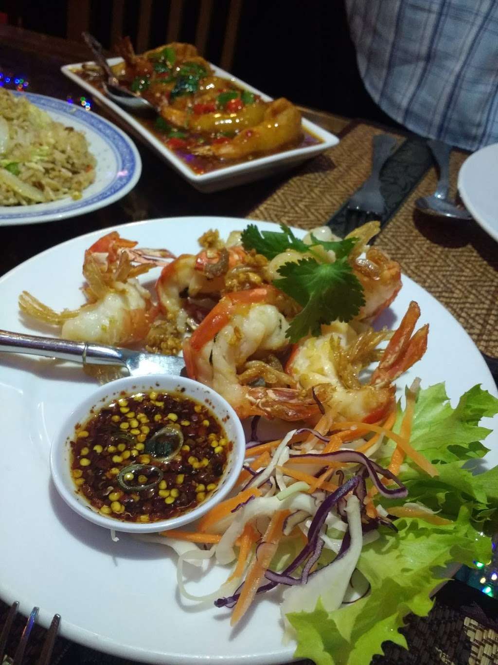 Tammys Thai Restaurant | Eastbourne Rd, Felbridge, Lingfield RH7 6HL, UK | Phone: 01342 837102