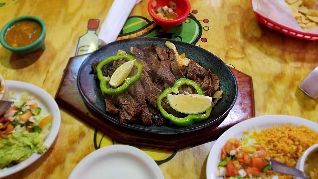 Casa Nueva Mexican Restaurant & Bar | 2209 Cypress Creek Pkwy, Houston, TX 77090, USA | Phone: (281) 781-7376