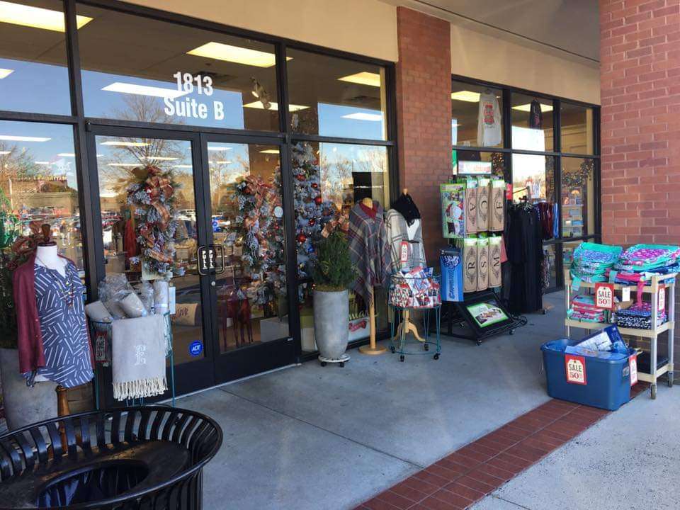 Jansens Hallmark and Boutique | 1813 Matthews Township Pkwy Ste 100 Matthews Festival, Matthews, NC 28105, USA | Phone: (704) 847-1517