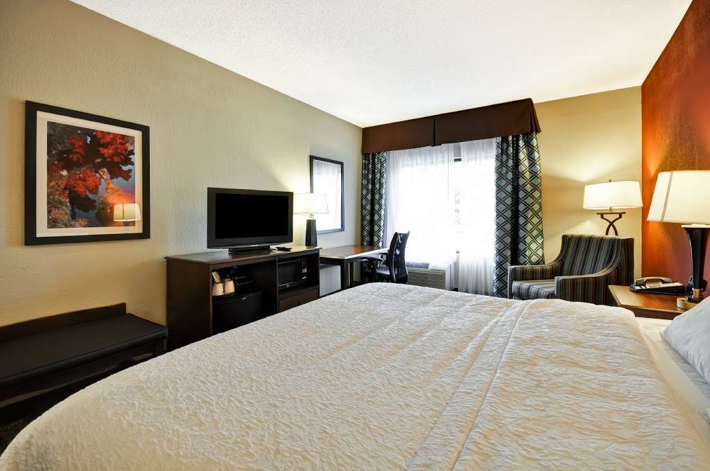 Hampton Inn Boca Raton-Deerfield Beach | 660 W Hillsboro Blvd, Deerfield Beach, FL 33441, USA | Phone: (954) 481-1221