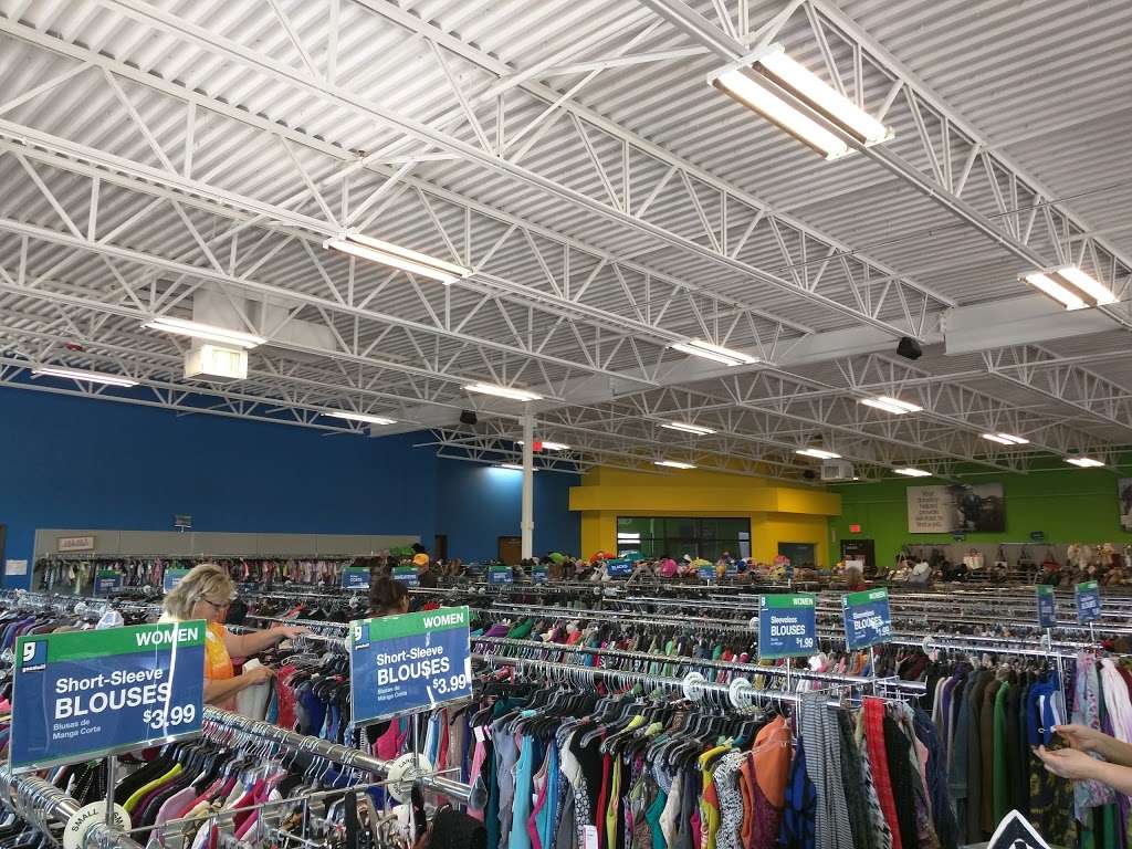 Goodwill Liberty | 9740 N Cedar Ave, Kansas City, MO 64157 | Phone: (816) 883-2790