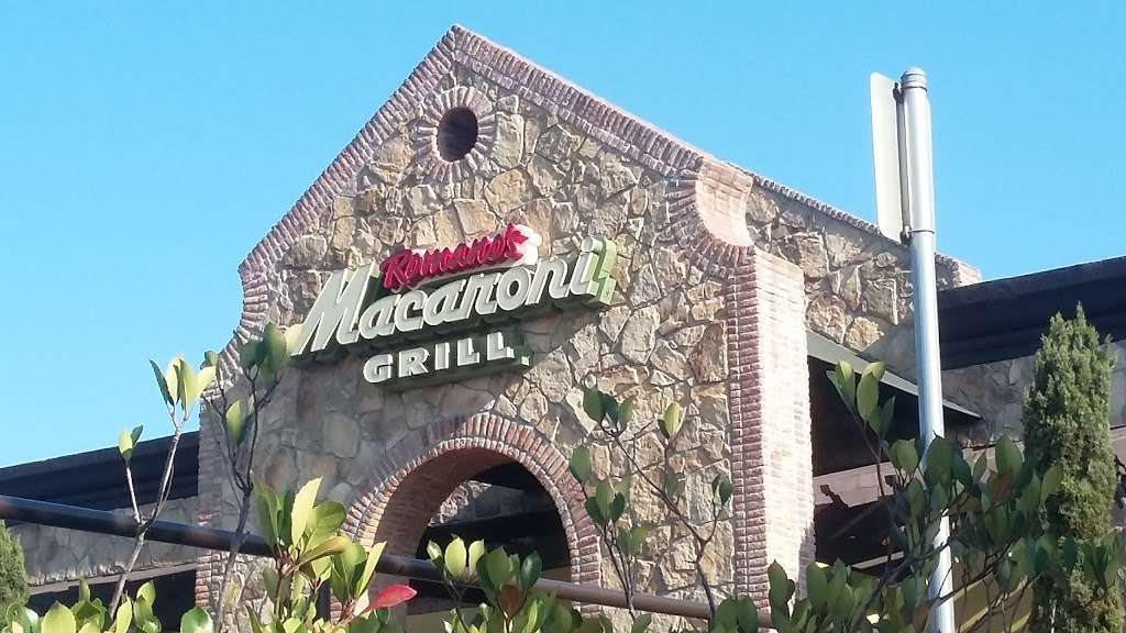 Romanos Macaroni Grill | 8000 El Cerrito Plaza, El Cerrito, CA 94530, USA | Phone: (510) 524-9336