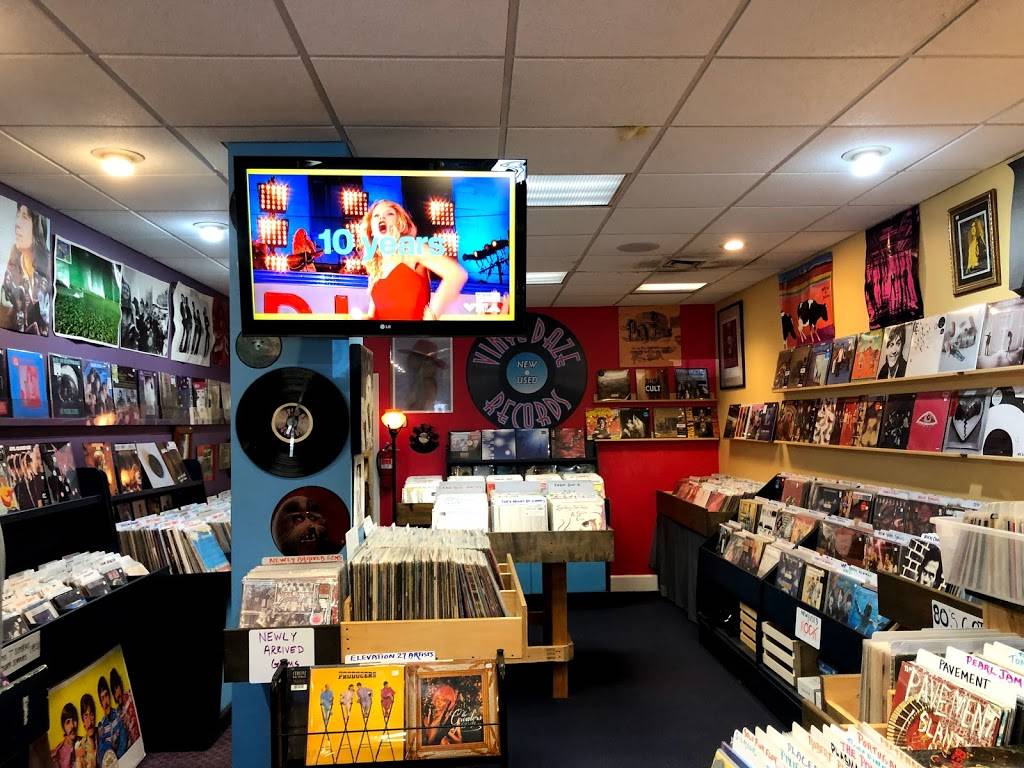 Vinyl Daze Records | 958 Laskin Rd, Virginia Beach, VA 23451, USA | Phone: (757) 963-6363