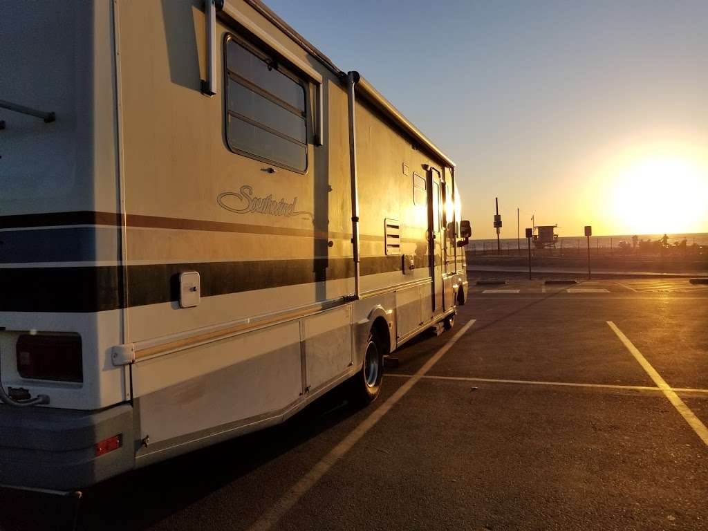 Meyers RV | 433 Alaska Ave, Torrance, CA 90503, USA | Phone: (310) 328-1515