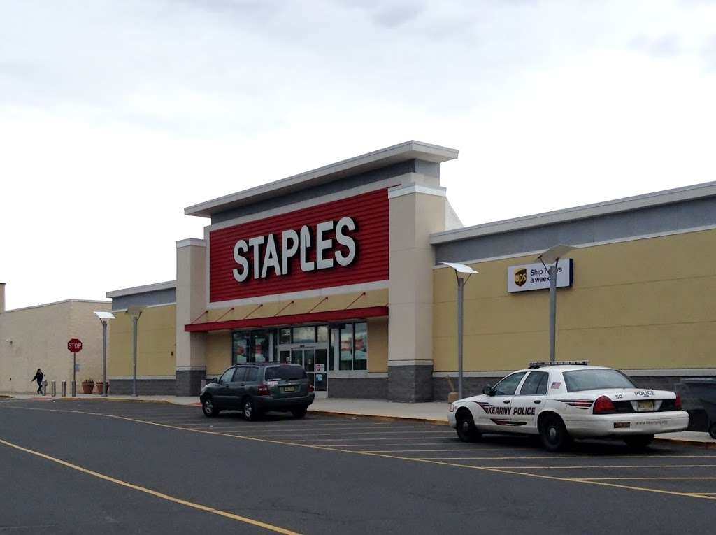 Staples | 701 NJ-440 Space 16, Jersey City, NJ 07304 | Phone: (201) 536-1890