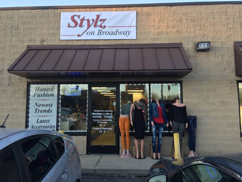 Stylz on Broadway | 3762, 1930 Broadway unit c, Fort Wayne, IN 46802, USA | Phone: (260) 702-0902