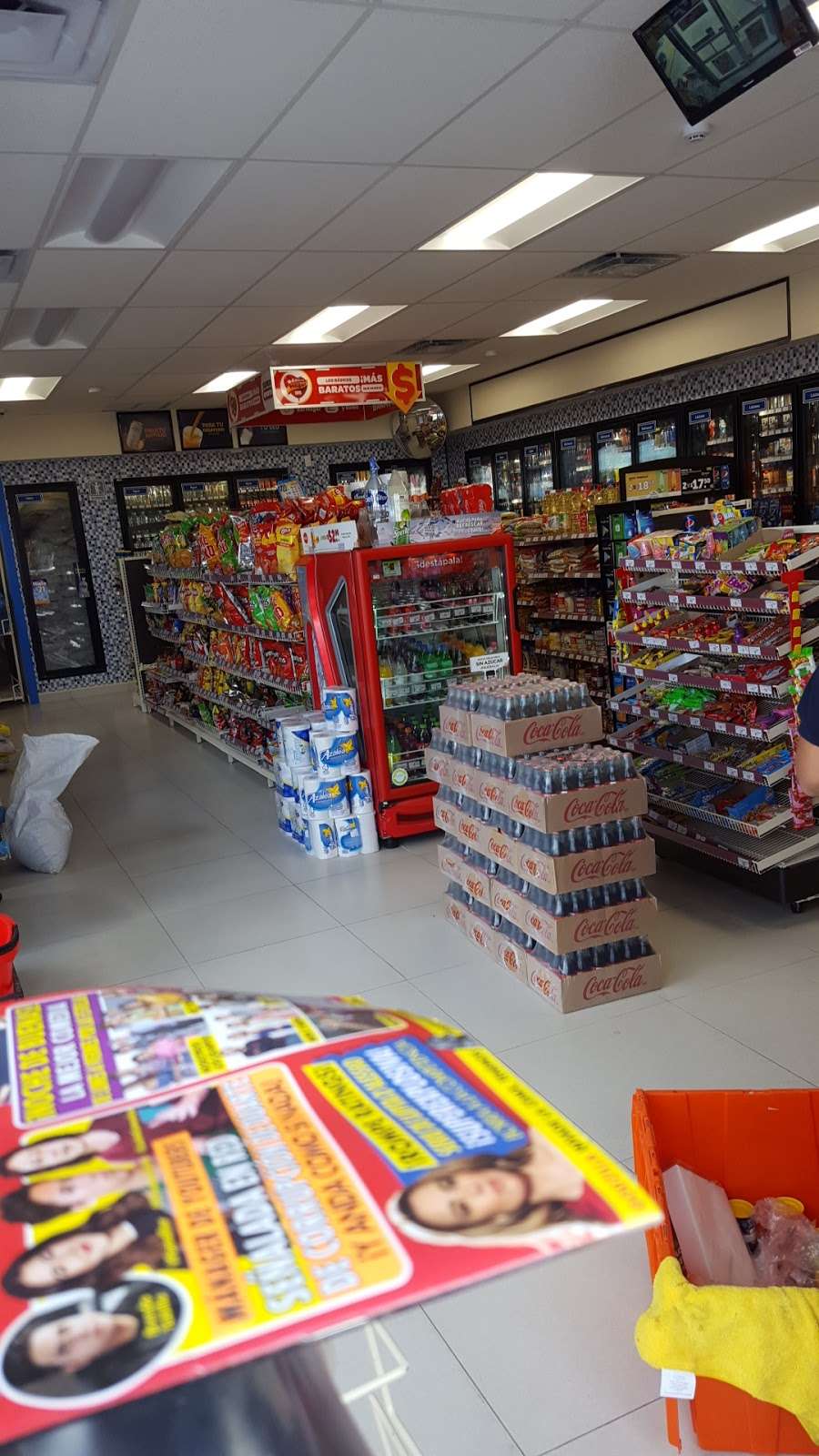 OXXO | Verona 8002, Verona Residencial, 22667 Tijuana, B.C., Mexico