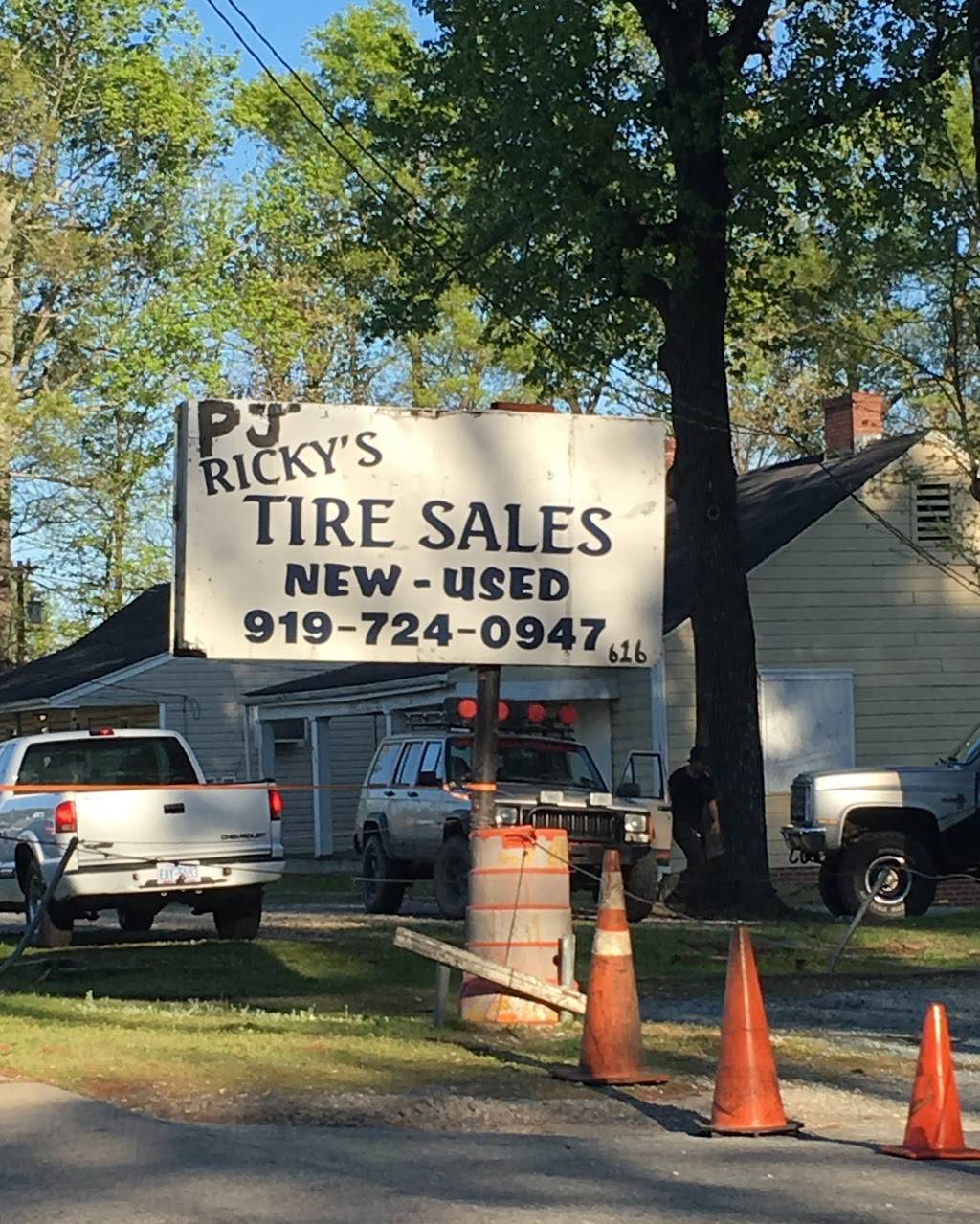 P.J. & Ricks Tire Sale | 616 E Geer St, Durham, NC 27701, USA | Phone: (919) 724-0947