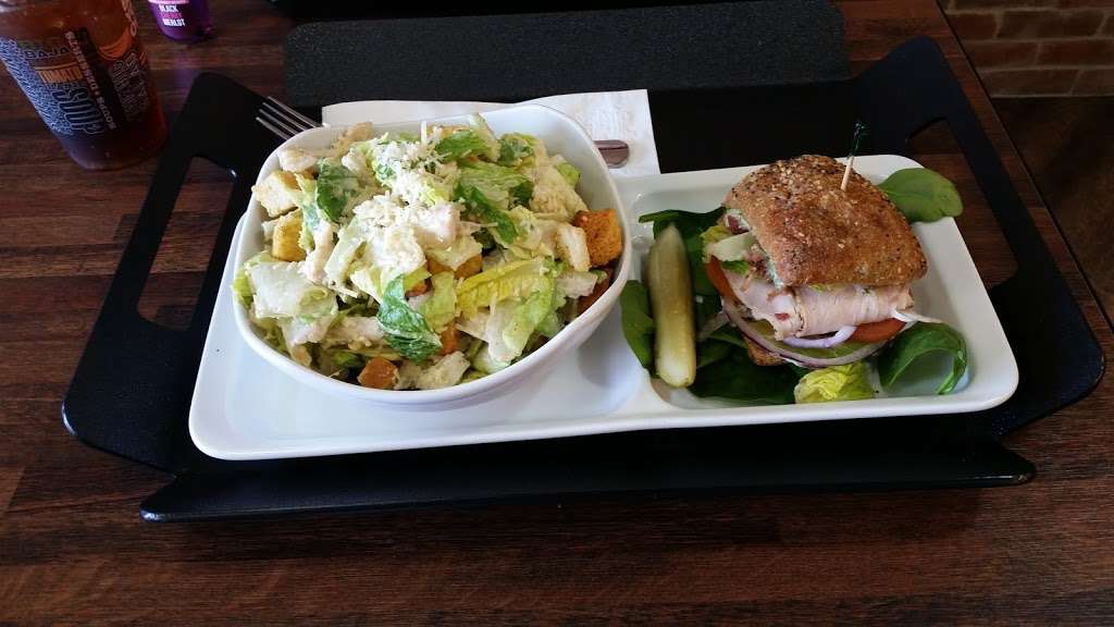 The Big Salad | 2174 Spring Stuebner Rd, Spring, TX 77389 | Phone: (281) 288-4466